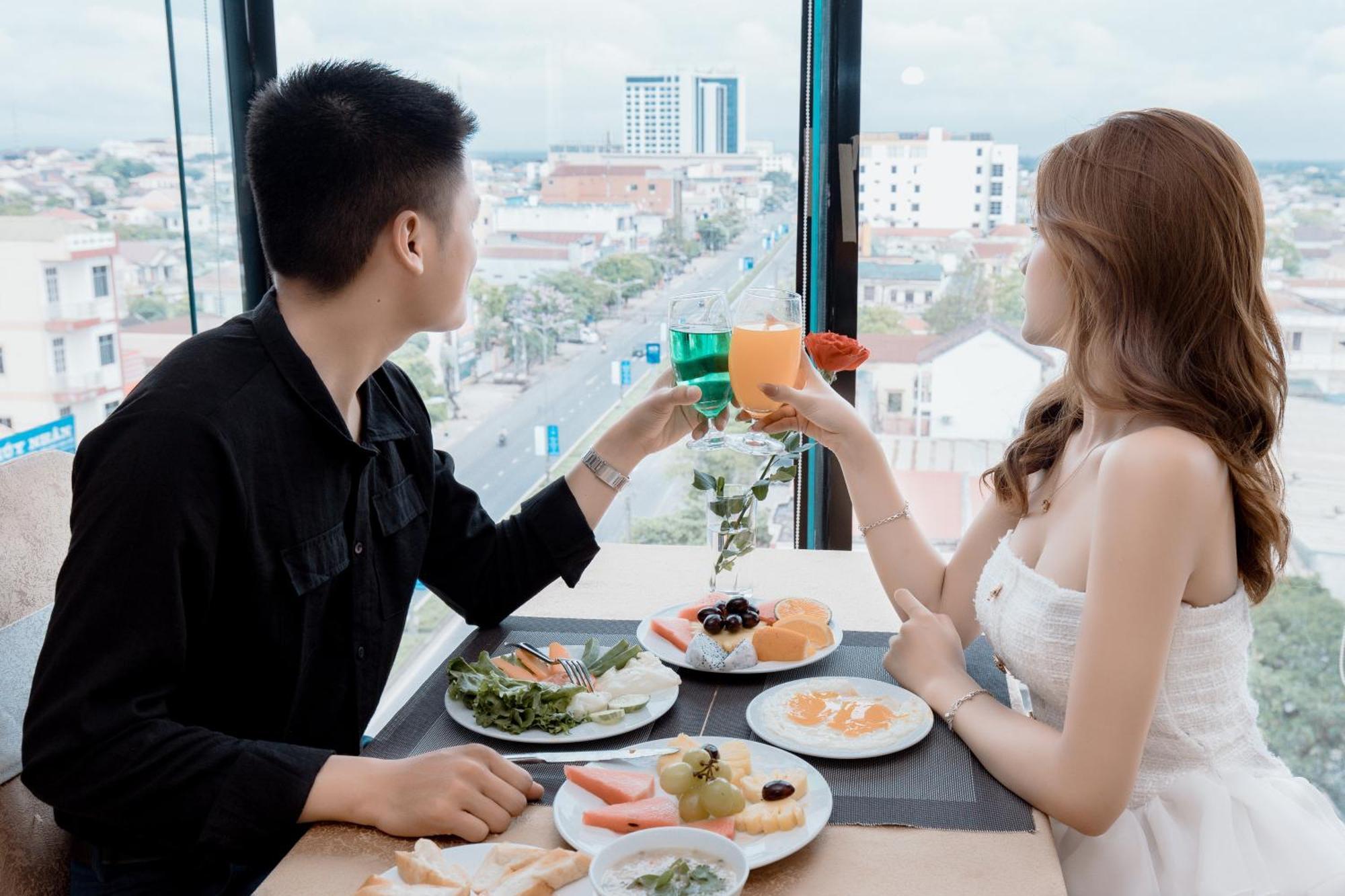 Dong Ha Golden Quang Tri Hotel מראה חיצוני תמונה